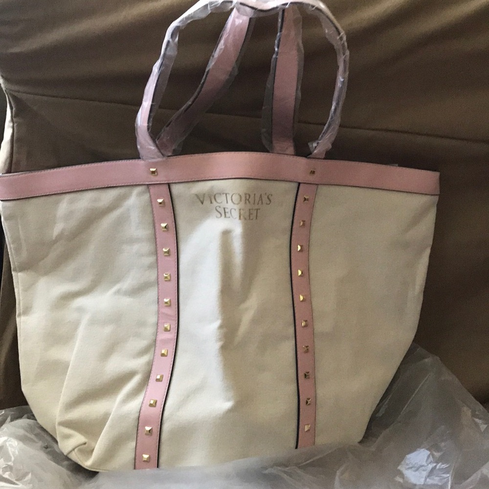 Victoria’s Secret tote